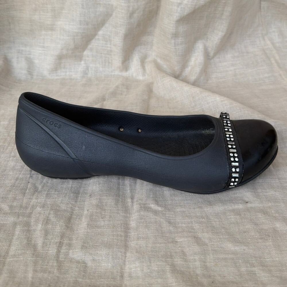 Crocs Lina Flats W11 Black Patent Cap Toe Rhinestone Embellished strap